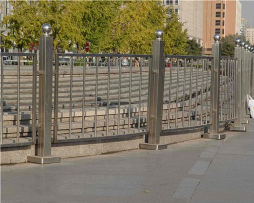 常规道路护栏碳素钢护栏耐用结实为您精心挑选