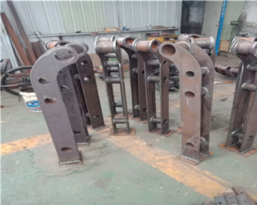 不锈钢碳素钢复合管产品图片工厂现货供应