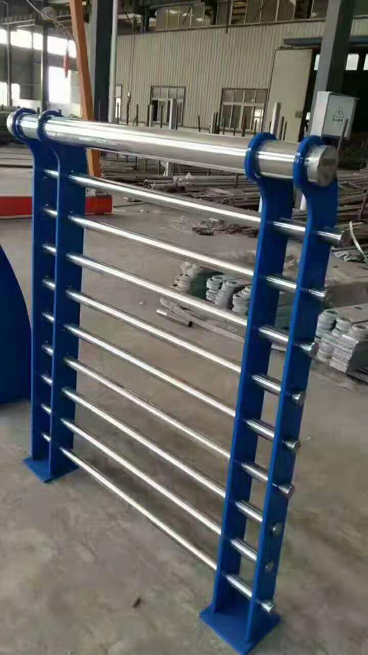 不锈钢景观护栏安装简单定金锁价
