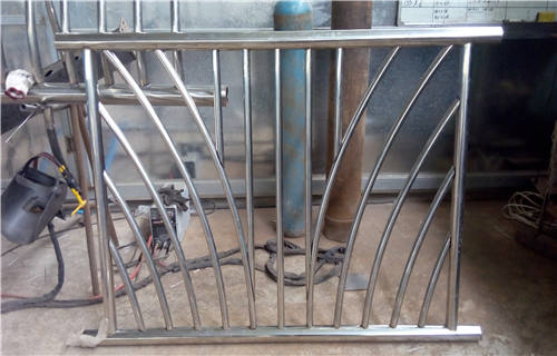 不锈钢碳素钢复合管怎么样可定制有保障