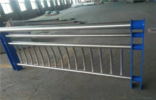 不锈钢复合管桥梁护栏哪家好质量安全可靠