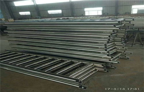 不锈钢碳素钢复合管栏杆性价比高品质可靠