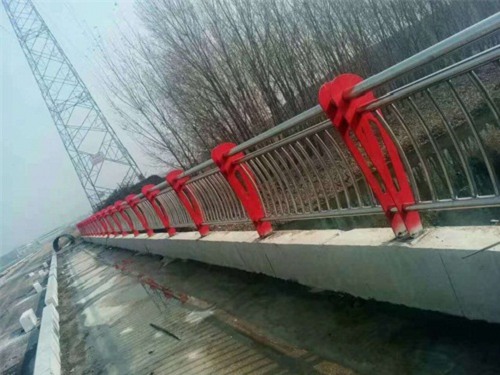福州不锈钢防撞河道护栏优质商家
