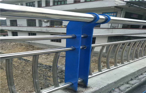 栏杆定制焊接安装质量相当好按需定做